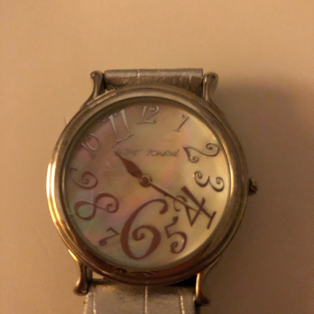 Betsey Johnson Ivy Treasures Iridescent Dial Silver Tone Watch